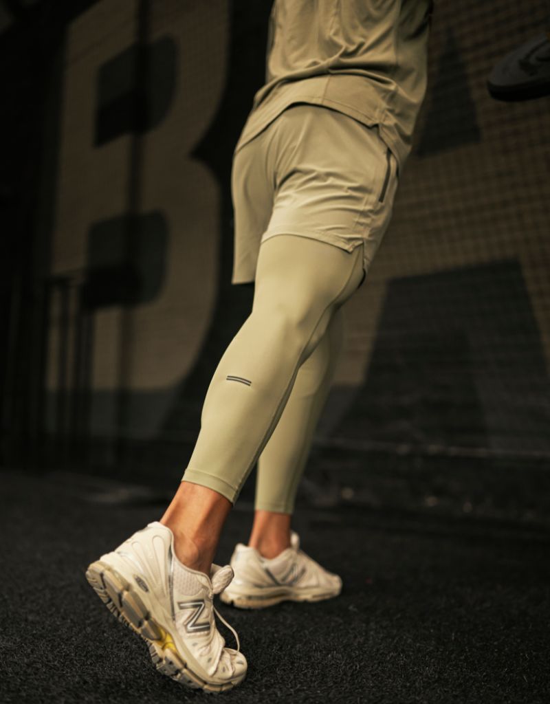 THNDRHRT - PERFORMANCE TIGHTS (GRAY)