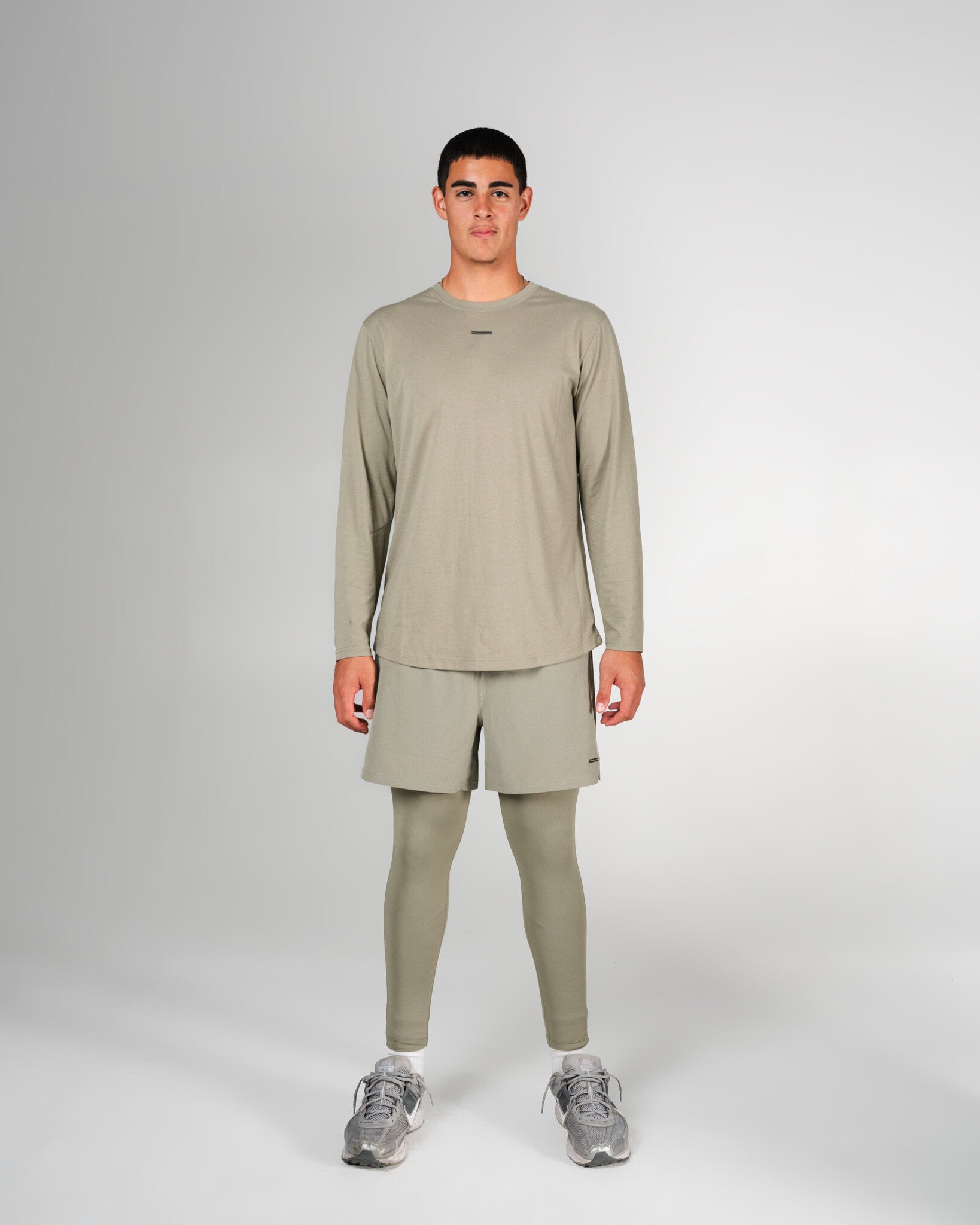 THNDHRT COLLECTION TRAINING APPAREL - PERFORMANCE TIGHTS (GRAY)