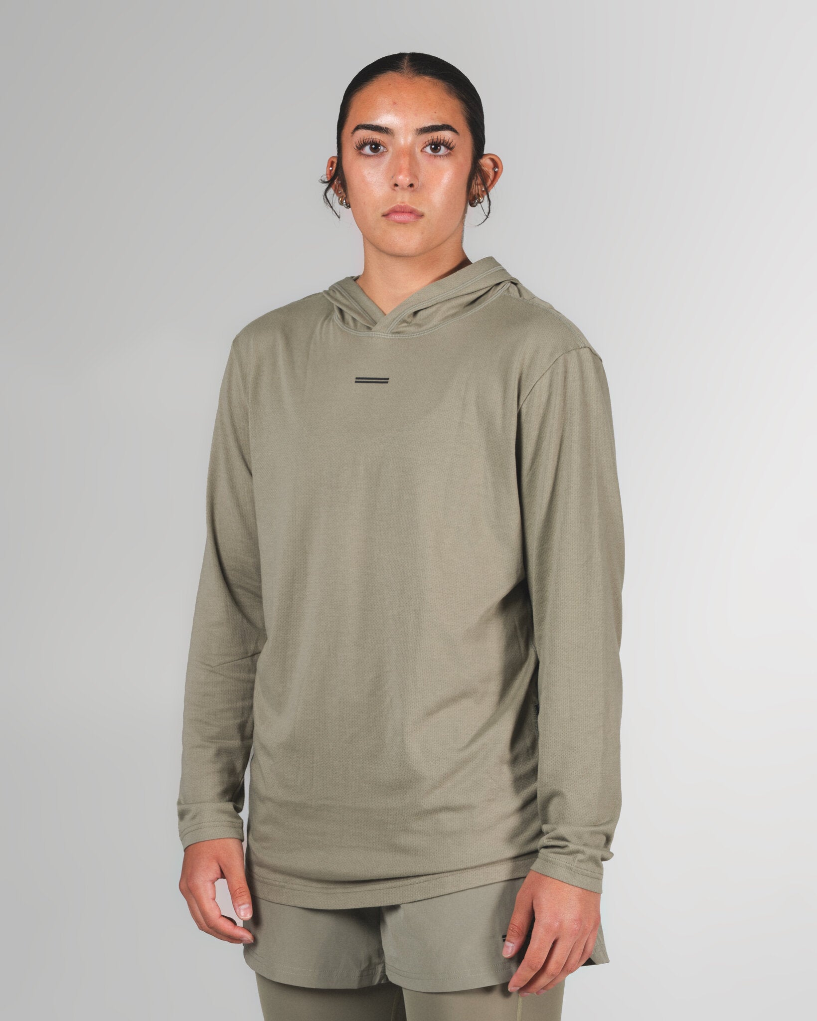 THNDHRT COLLECTION TRAINING APPAREL - HOODED LONG SLEEVE (GRAY)