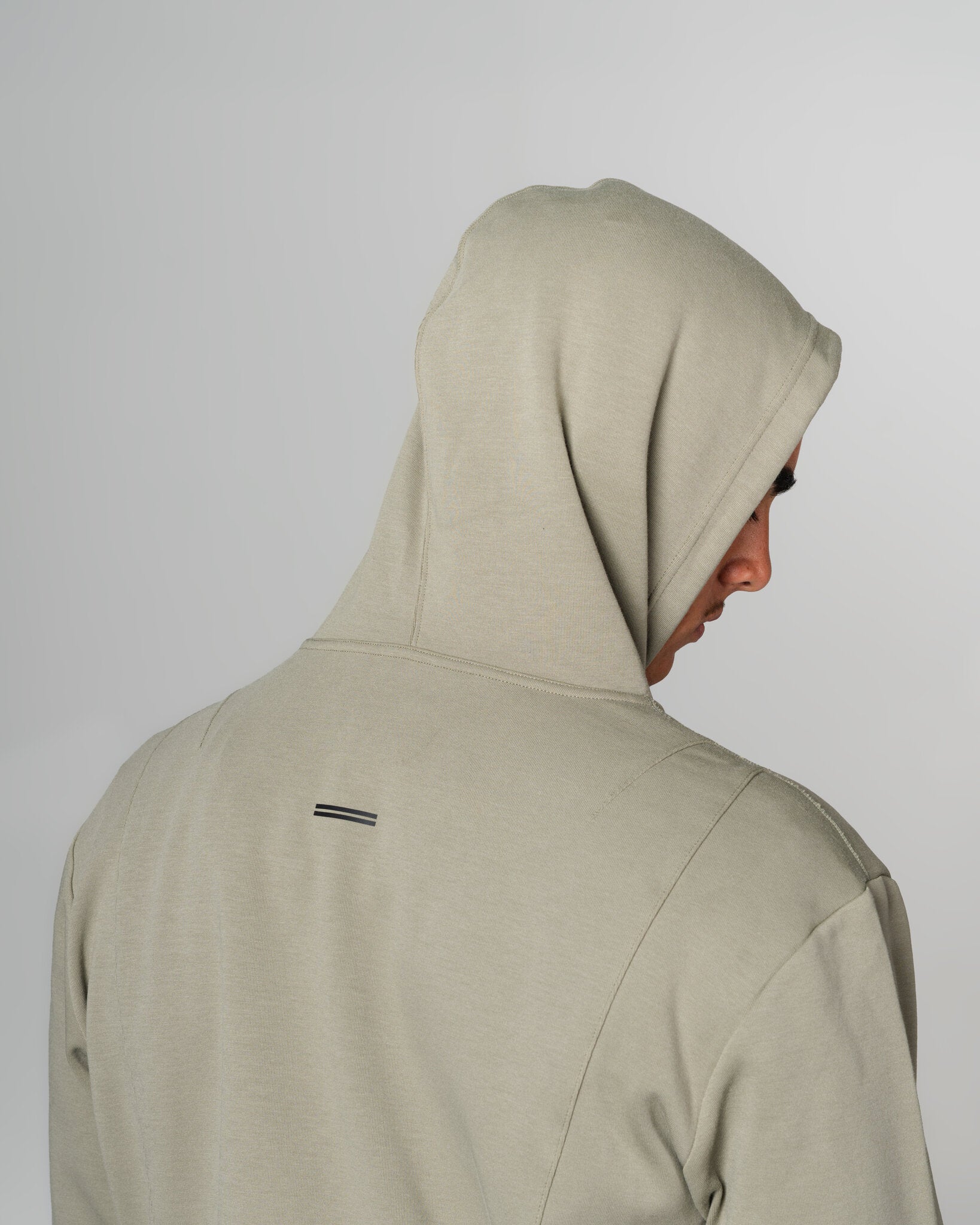 THNDHRT COLLECTION TRAINING APPAREL - HEAVYWEIGHT HOODIE (GRAY)