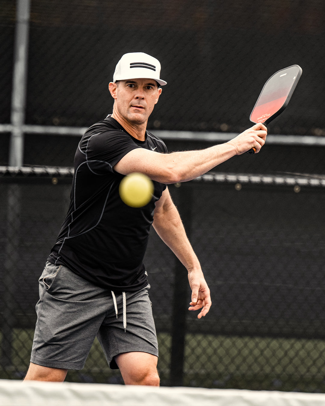 WSPB4 PRO ELONGATED SHAPE | COMPOSITE SURFACE PICKLEBALL PADDLE - LTD ED SCARLET BATTLE