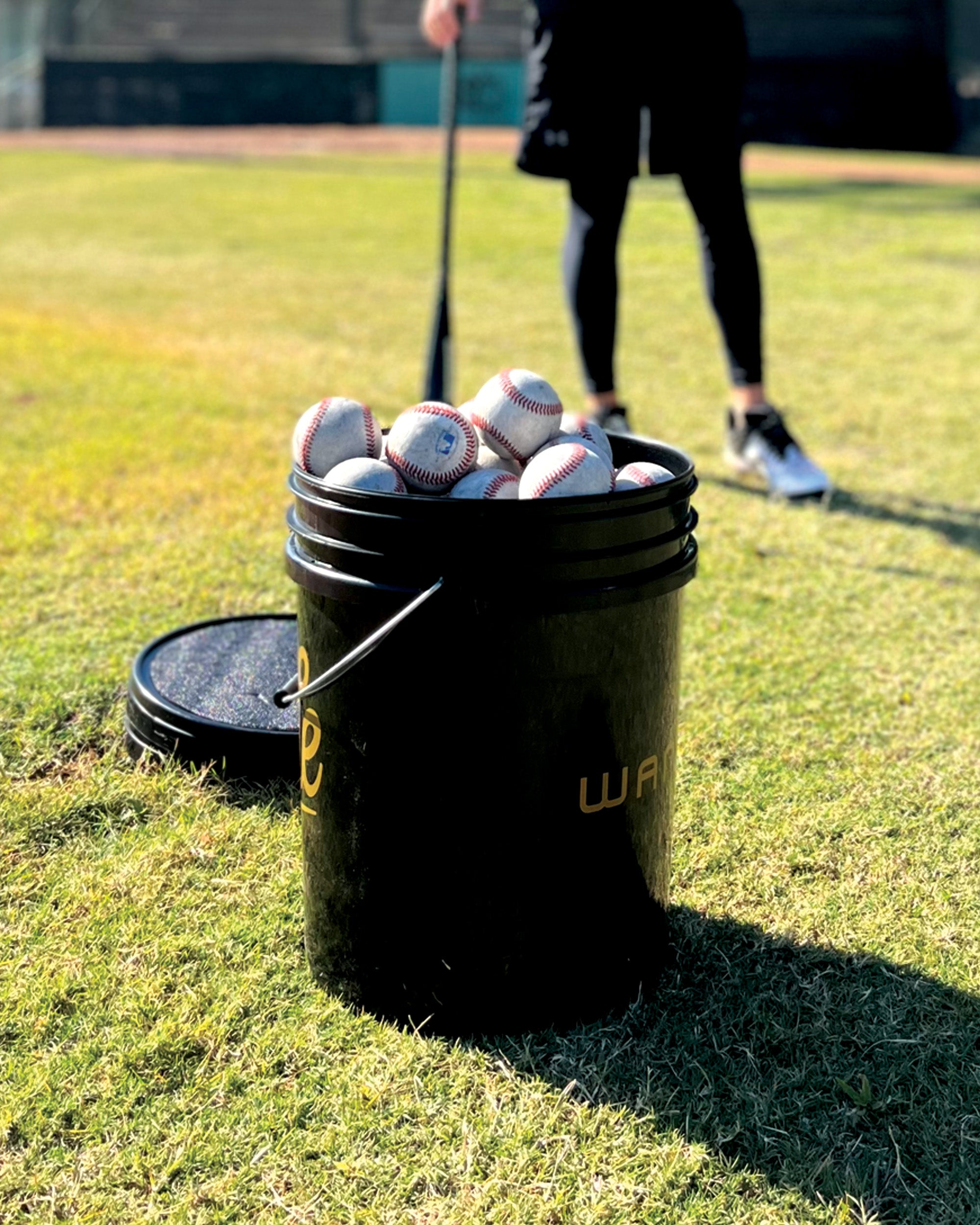 WARSTIC BATTLE BUCKET W/ PADDED SEAT - Warstic