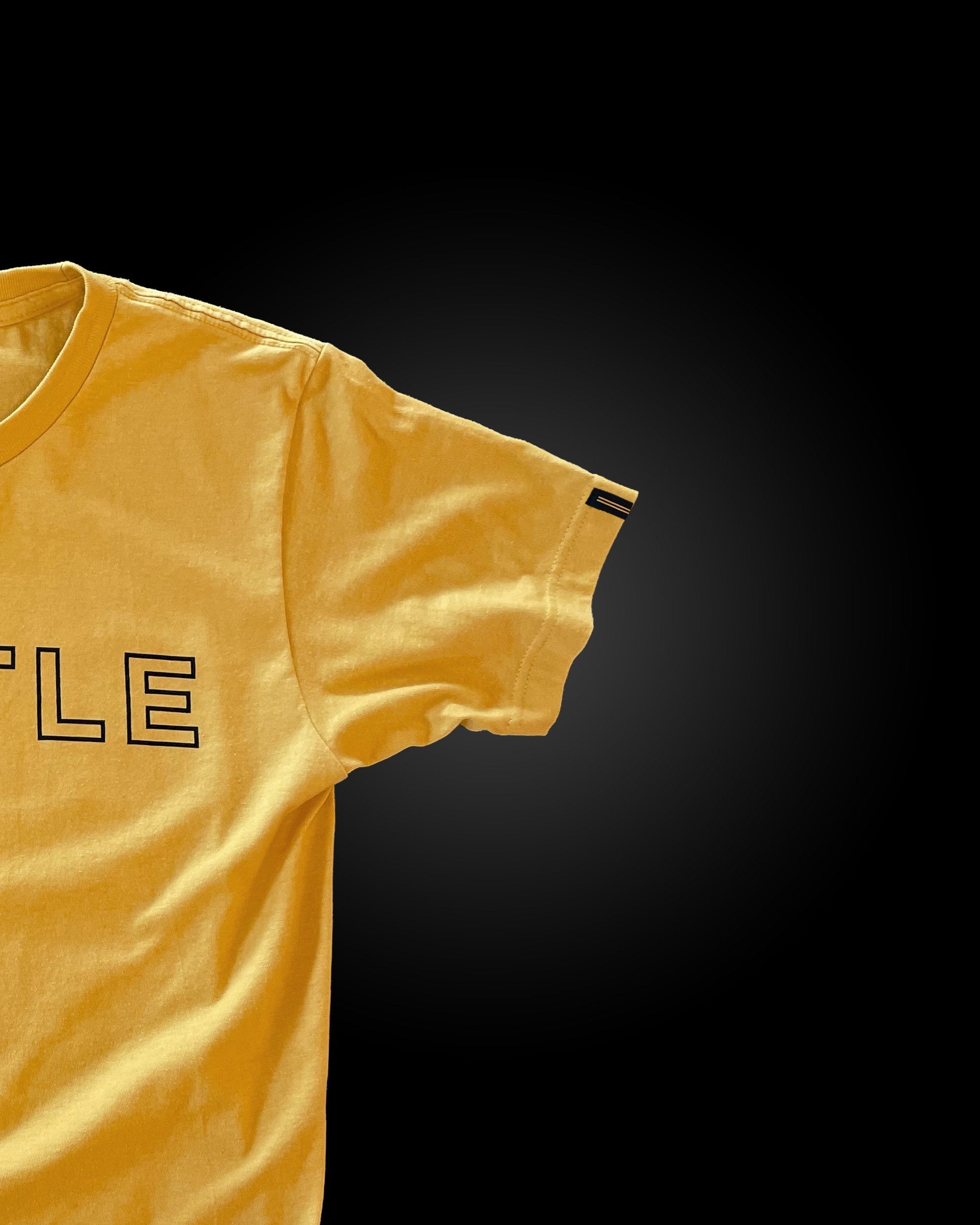 BATTLE TEE (GOLD)