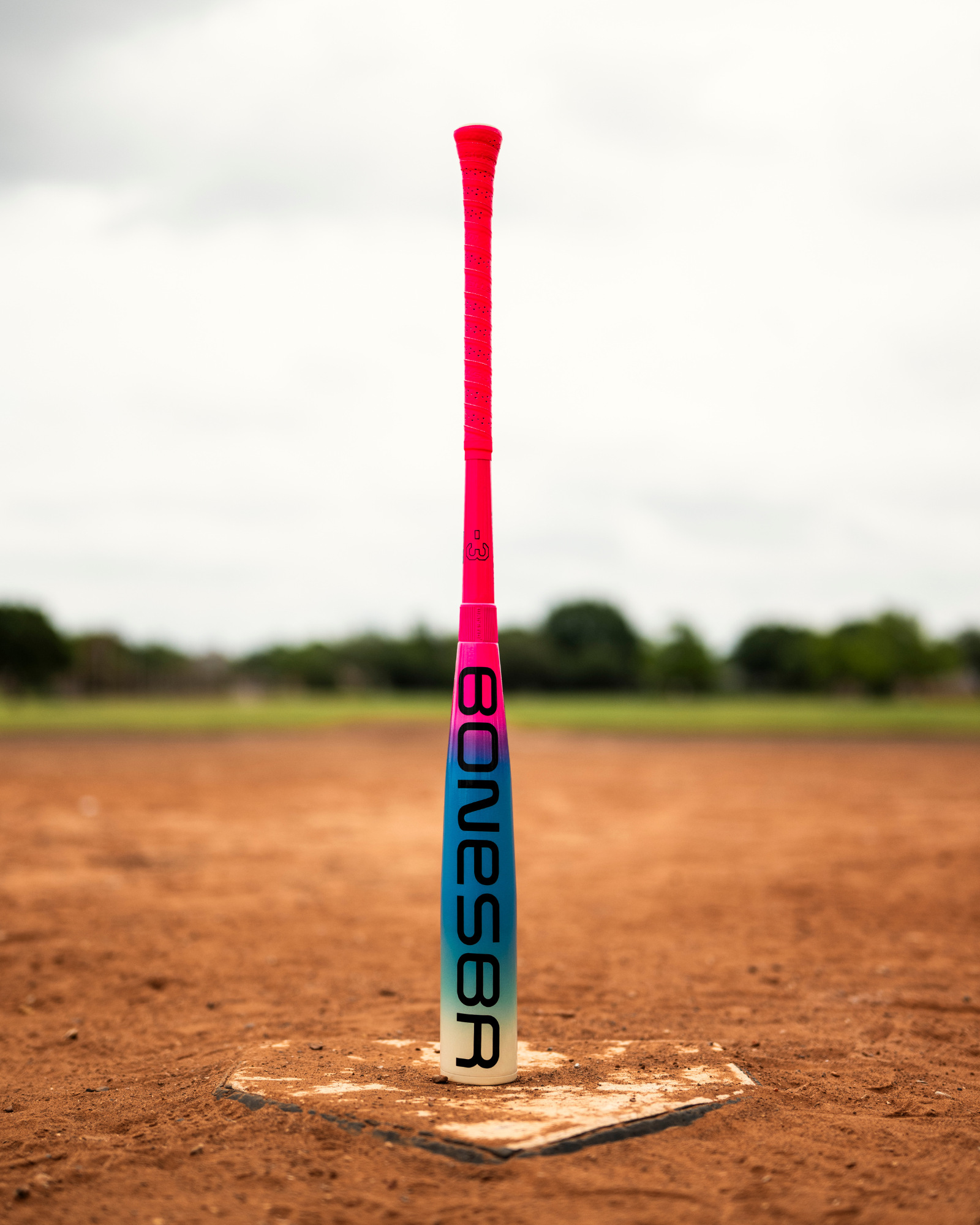 2026 BONESABER HYBRID SOLAR STORM LIMITED EDITION BBCOR METAL BASEBALL BAT