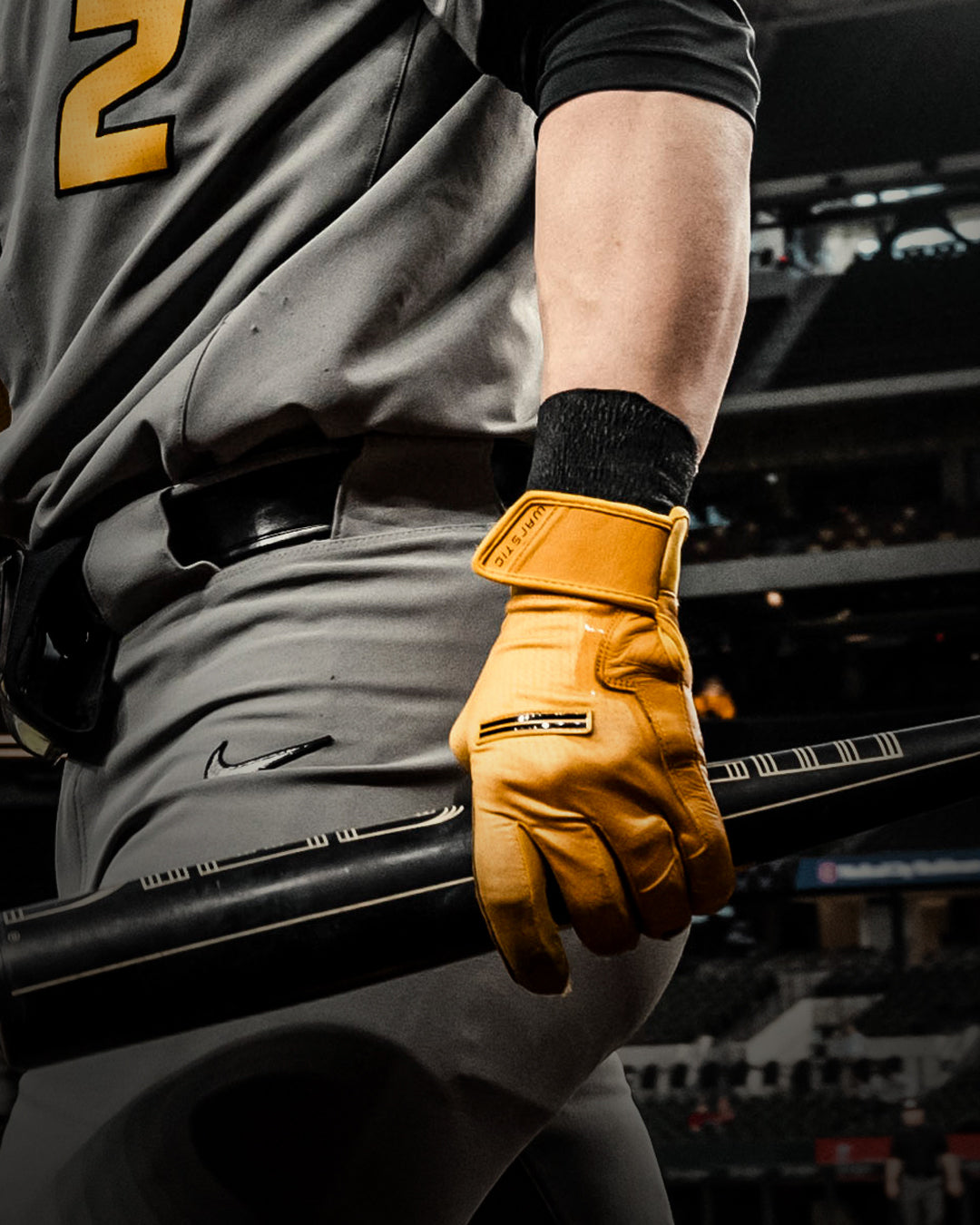 IK3 PRO SHORT CUFF BATTING GLOVES 