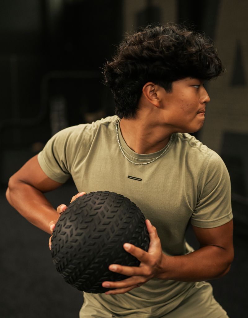 THNDHRT COLLECTION TRAINING APPAREL - SHORT SLEEVE TEE (GRAY)