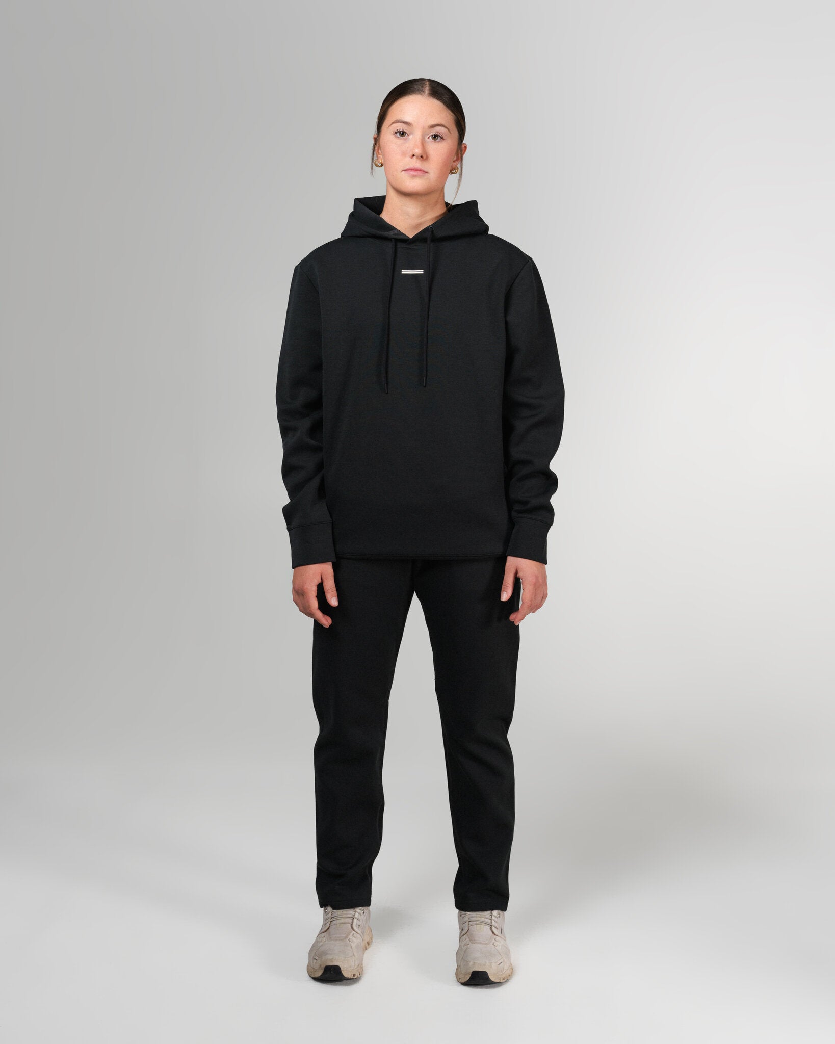THNDHRT COLLECTION TRAINING APPAREL - HEAVYWEIGHT HOODIE (BLACK)