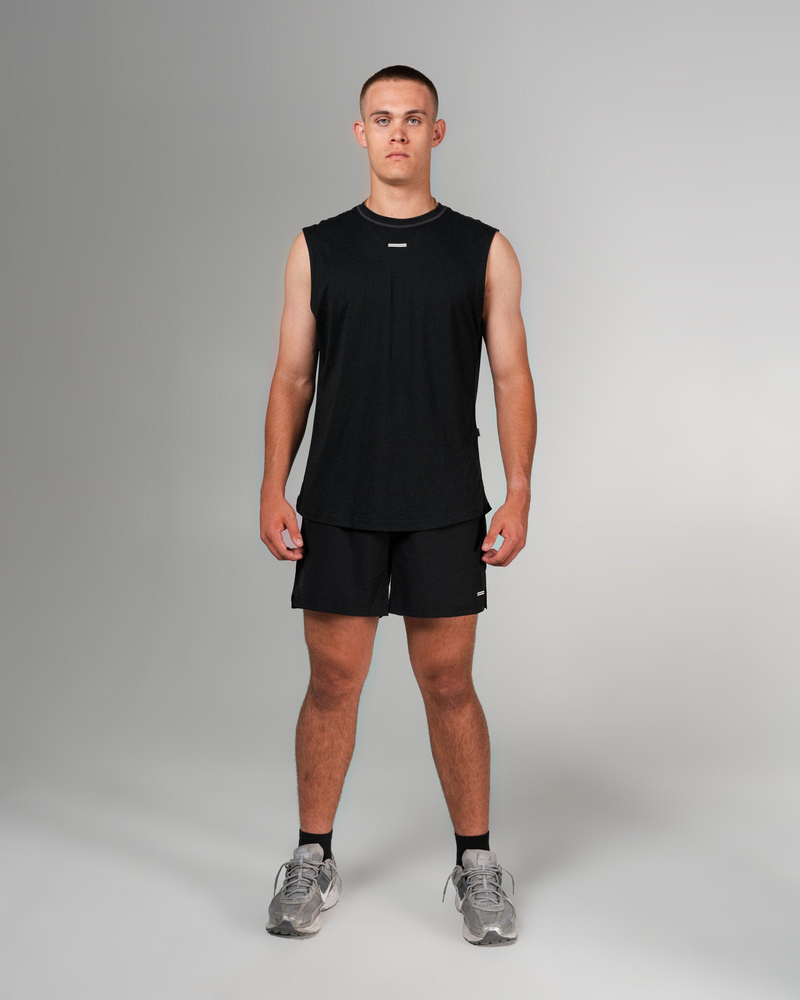THNDHRT COLLECTION TRAINING APPAREL - PERFORMANCE SHORTS (BLACK)