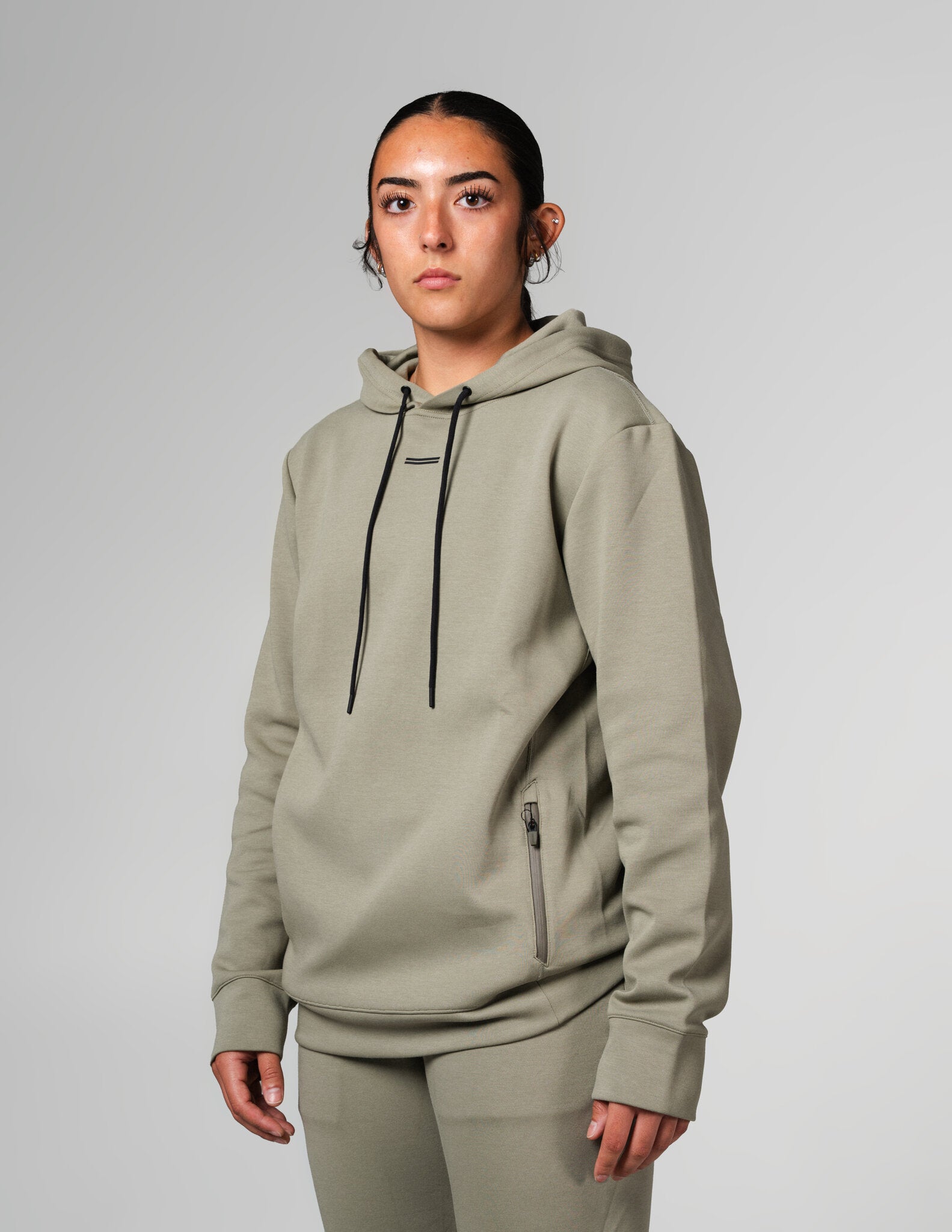 THNDHRT COLLECTION TRAINING APPAREL - HEAVYWEIGHT HOODIE (GRAY)