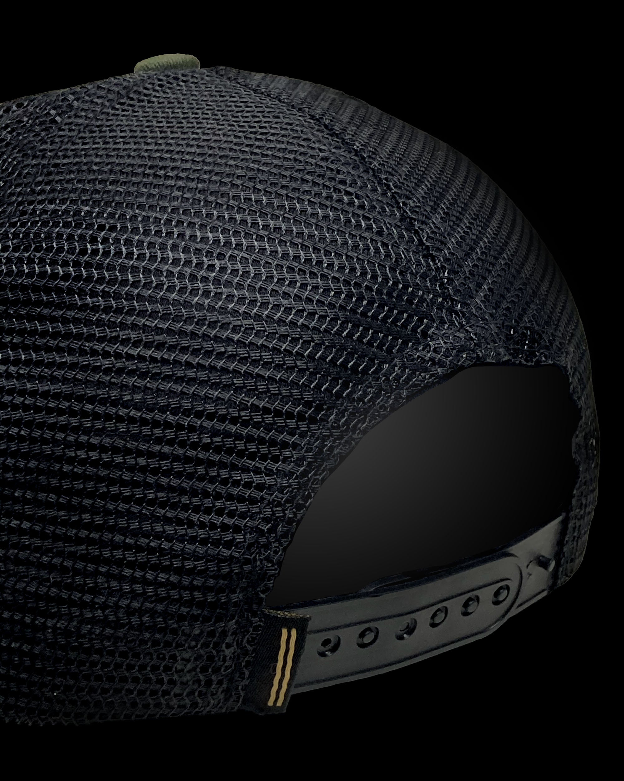 TRUCKER SNAPBACK ARMY GREEN/BLACK (BATTLE)