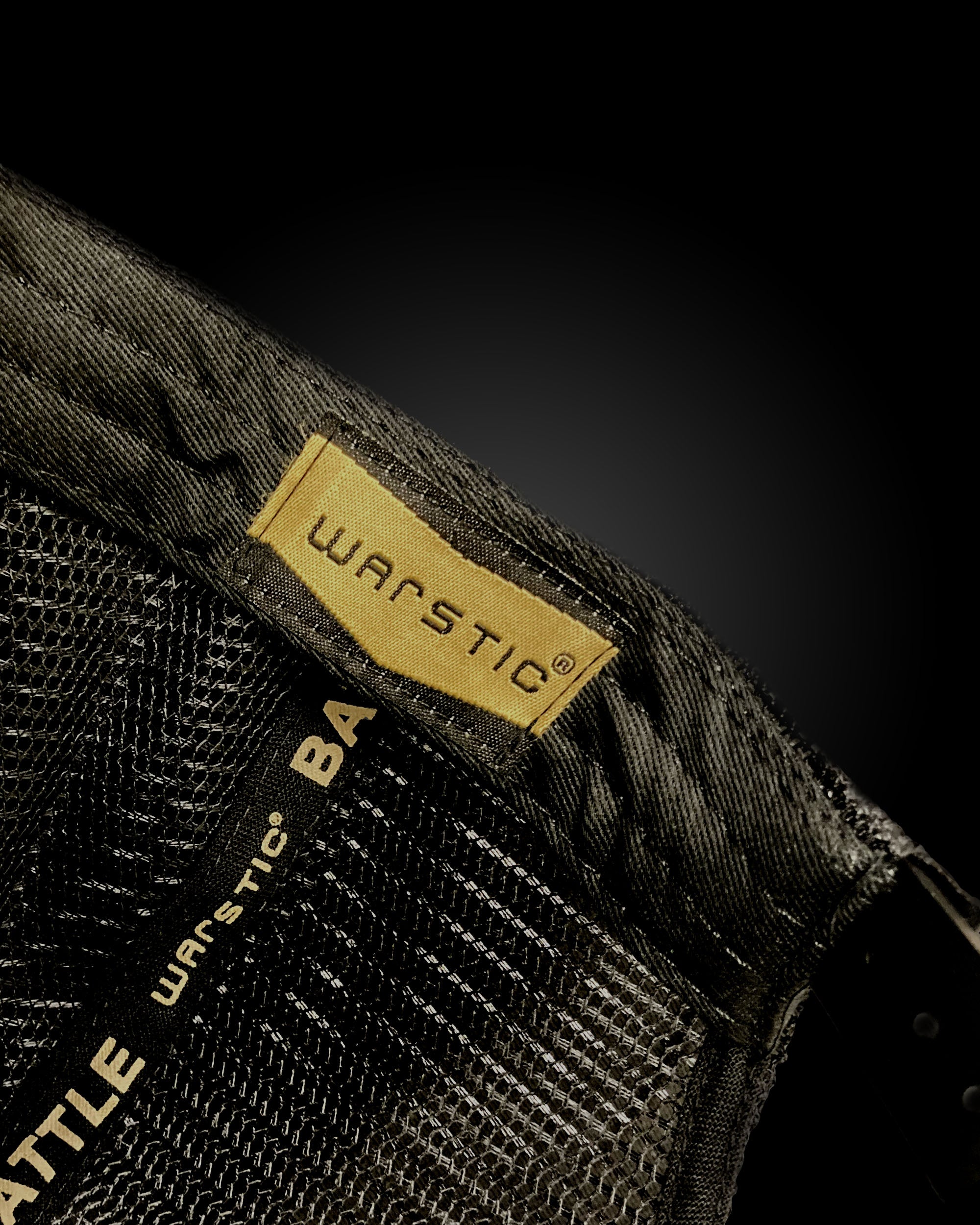 TRUCKER SNAPBACK ARMY GREEN/BLACK (BATTLE)