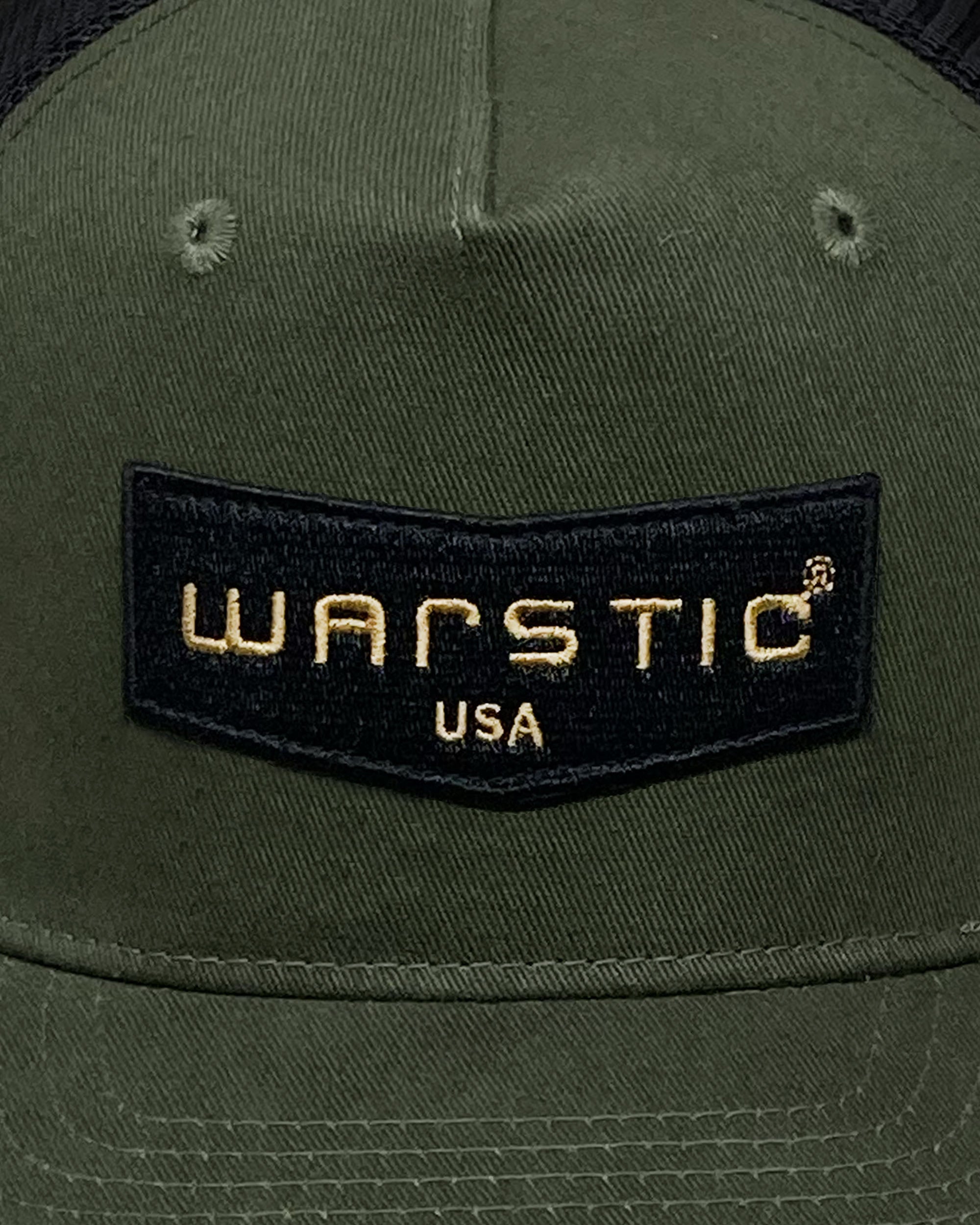 TRUCKER SNAPBACK ARMY GREEN/BLACK (CHEVRON)