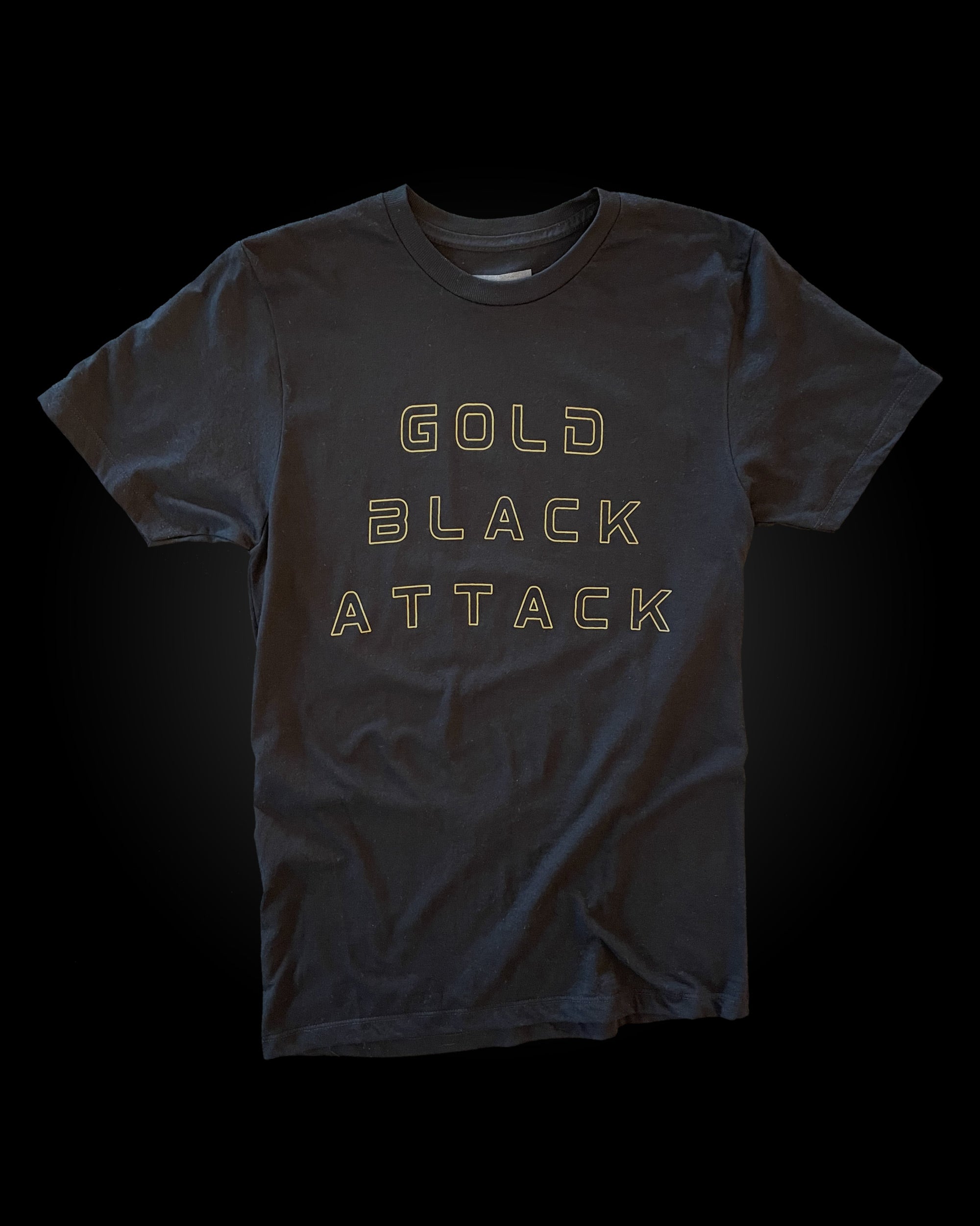 GOLD BLACK ATTACK TEE (BLACK)