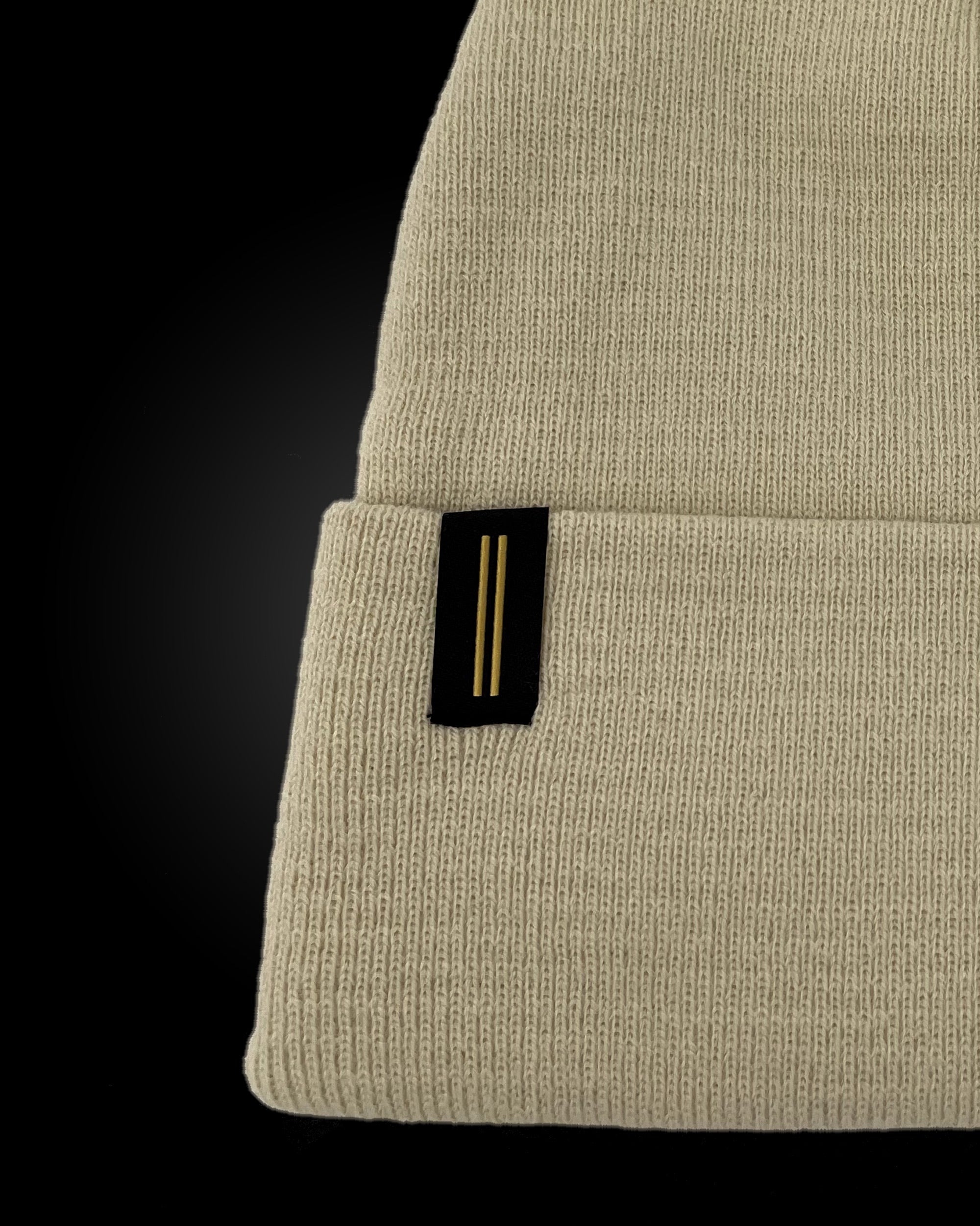 WAR BEANIE (BONE)