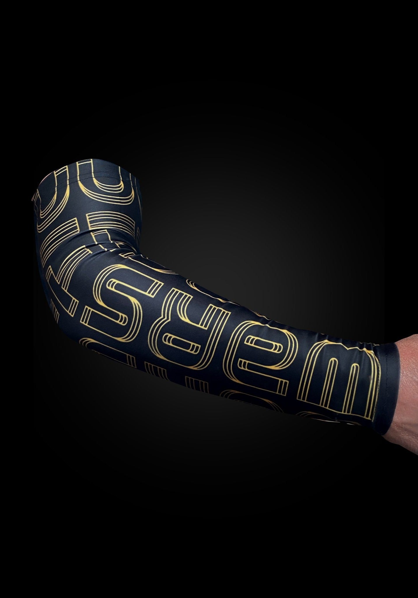 ARM SLEEVE - WARSTIC BLACK & GOLD